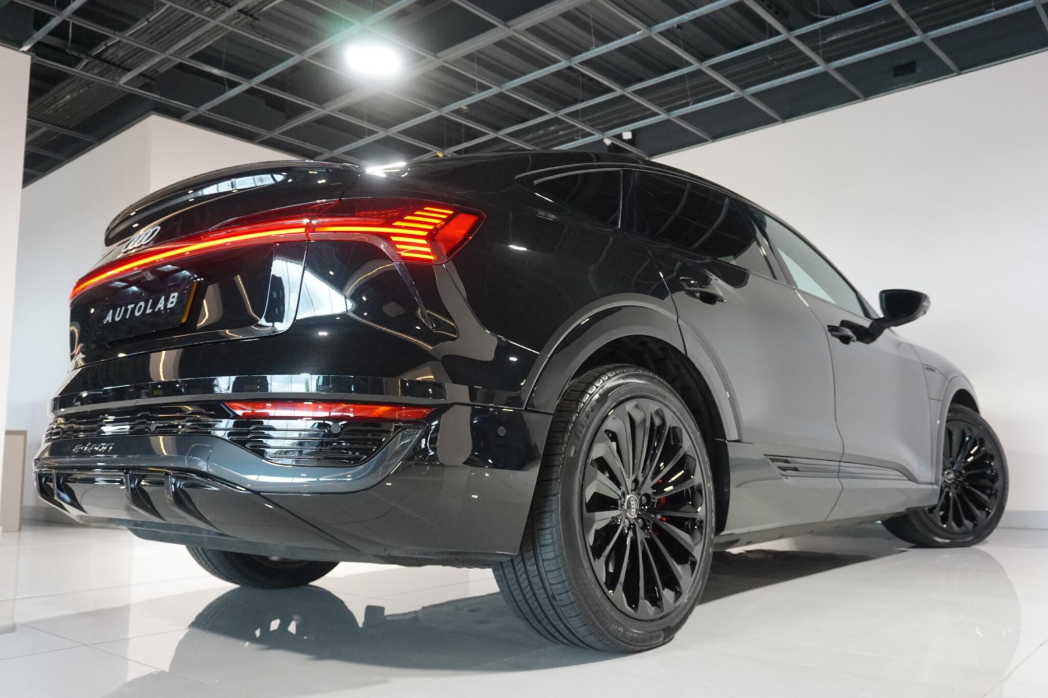 Audi Q8 e-tron 50 S line Sportback 5dr Electric Auto quattro 95kWh (11kW Charger) (340 ps)